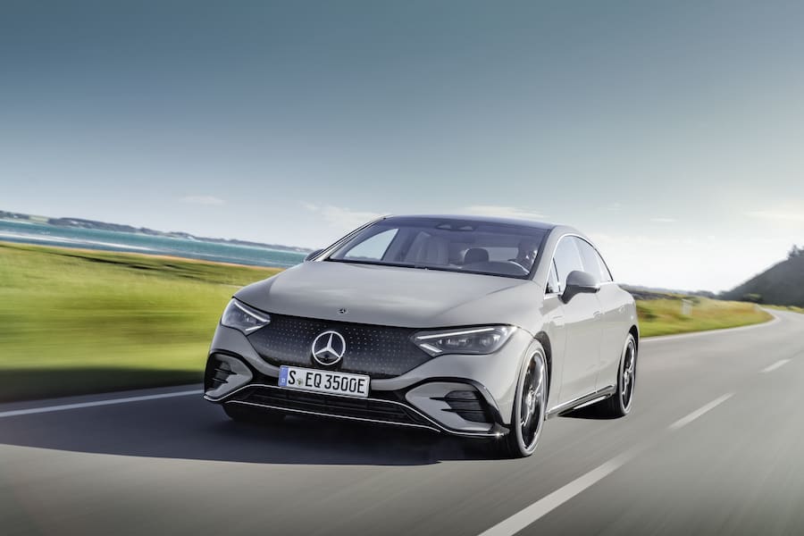 Verkaufsstart für die Business-Avantgarde: die neuen EQE von Mercedes EQ und Mercedes AMG